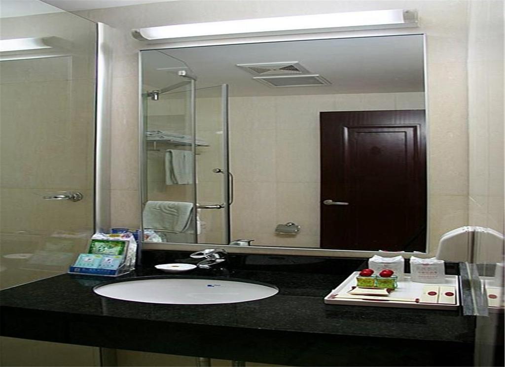 Tangyin Hotel דאליין מראה חיצוני תמונה